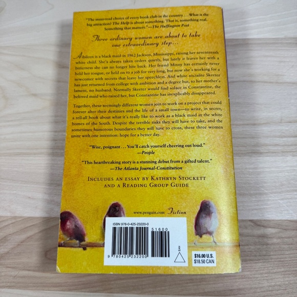 THE HELP by Kathryn Stockett GUC Buy 1 for $12, 2 for $20, 3 for $24 - Picture 2 of 3